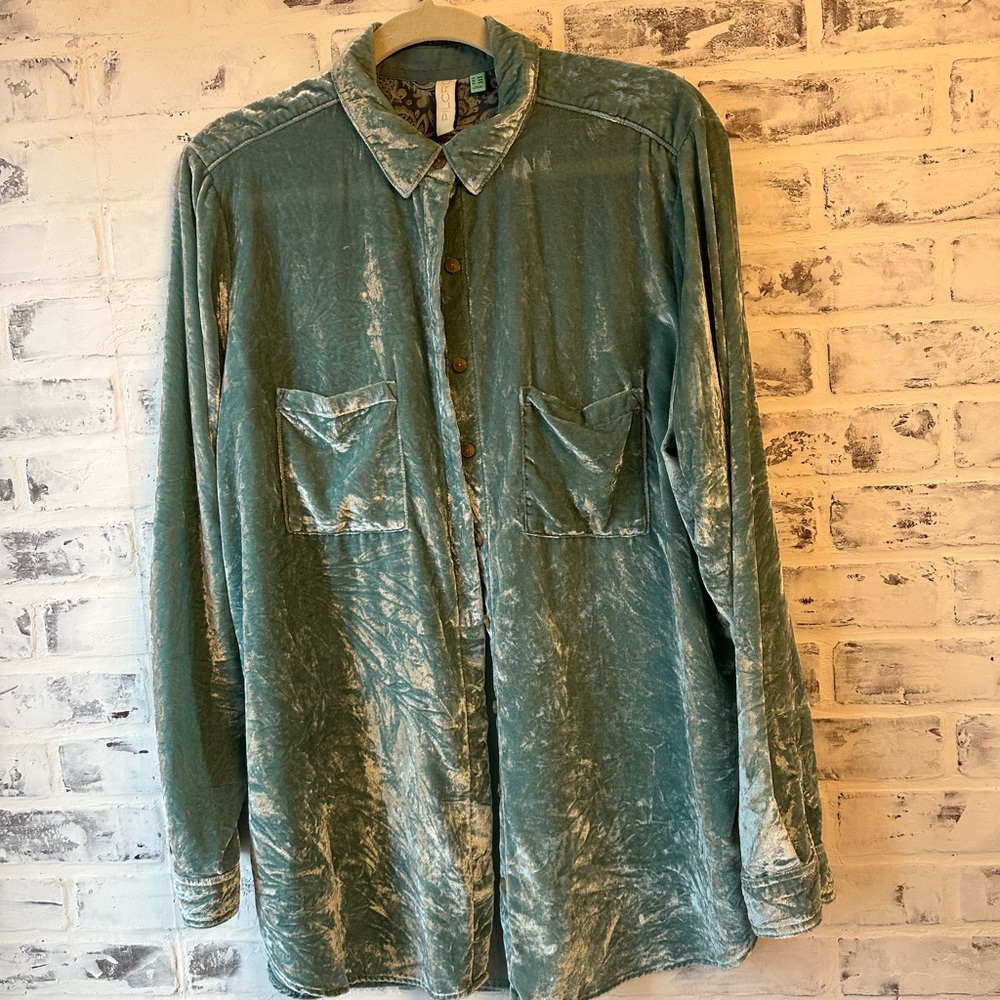 Anthropologie Pilcro Mara Shirt